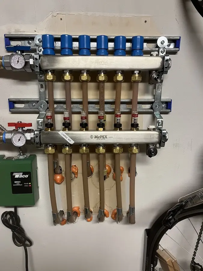 Plumber performing Leak Detection at a residential property in Clewiston